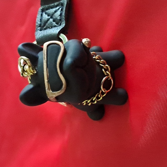 Bull Dog Black & Gold Bag Charm Keychain - Picture 2 of 5